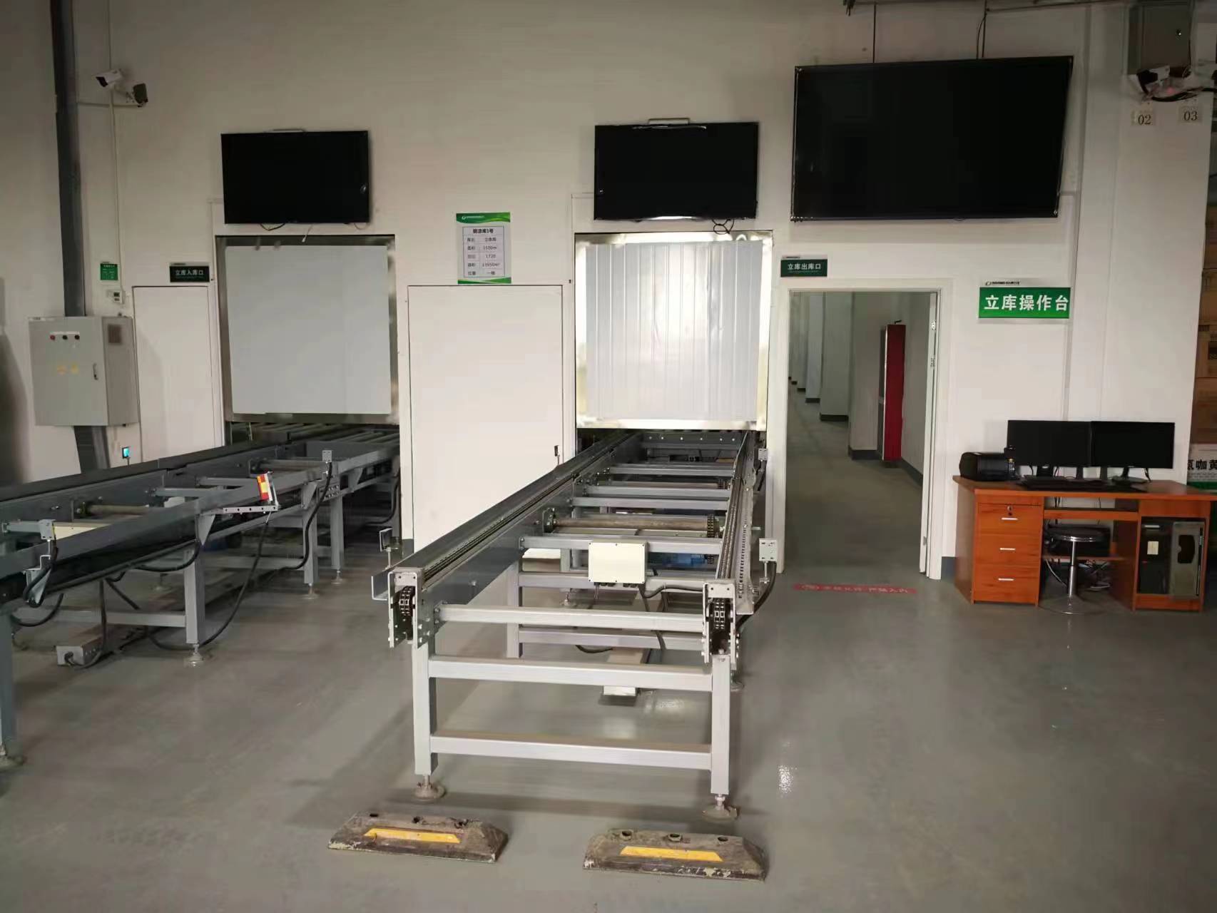 什么是托盤輸送機？它有哪些特點？